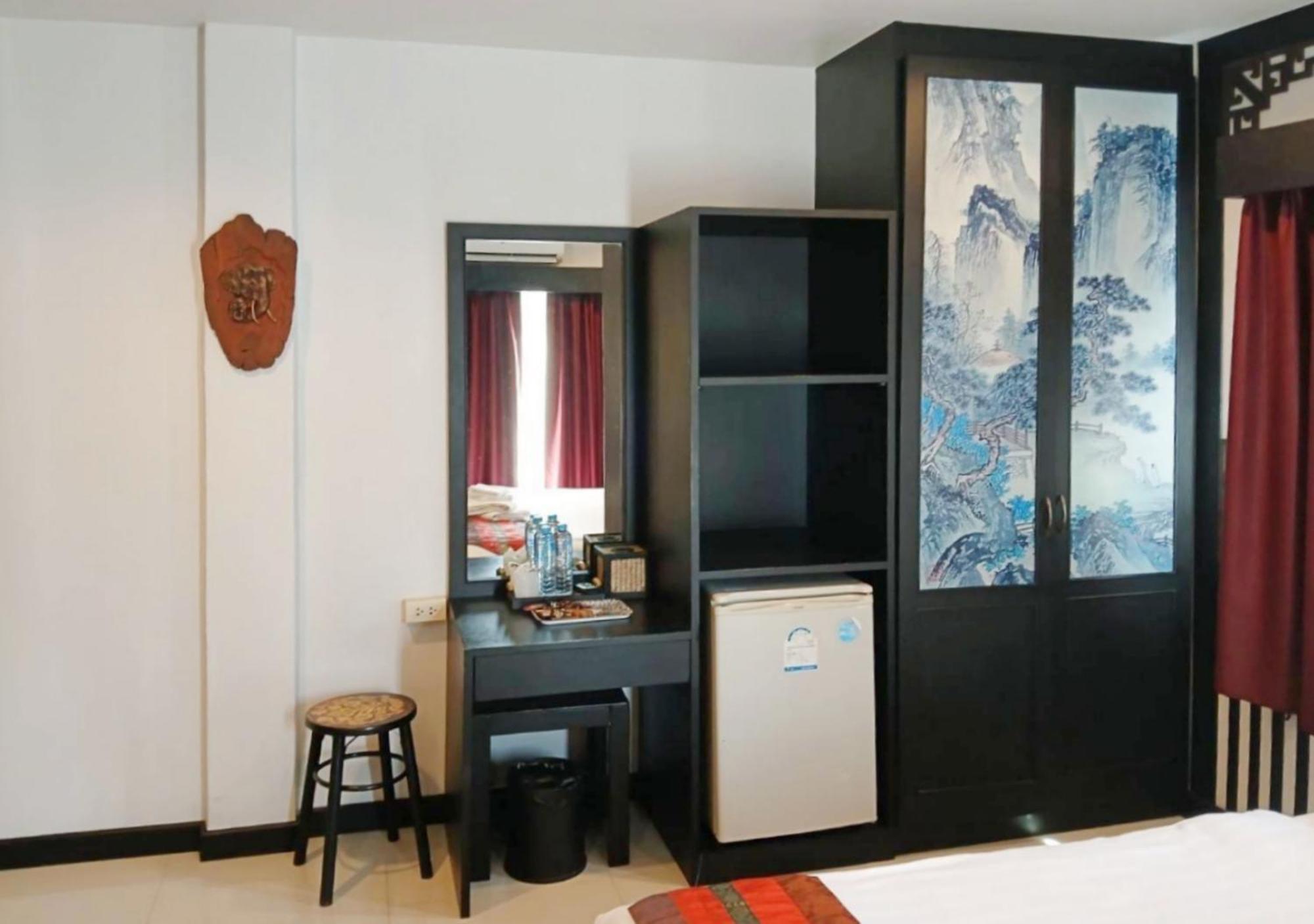Sunray Beach Hotel Patong 외부 사진