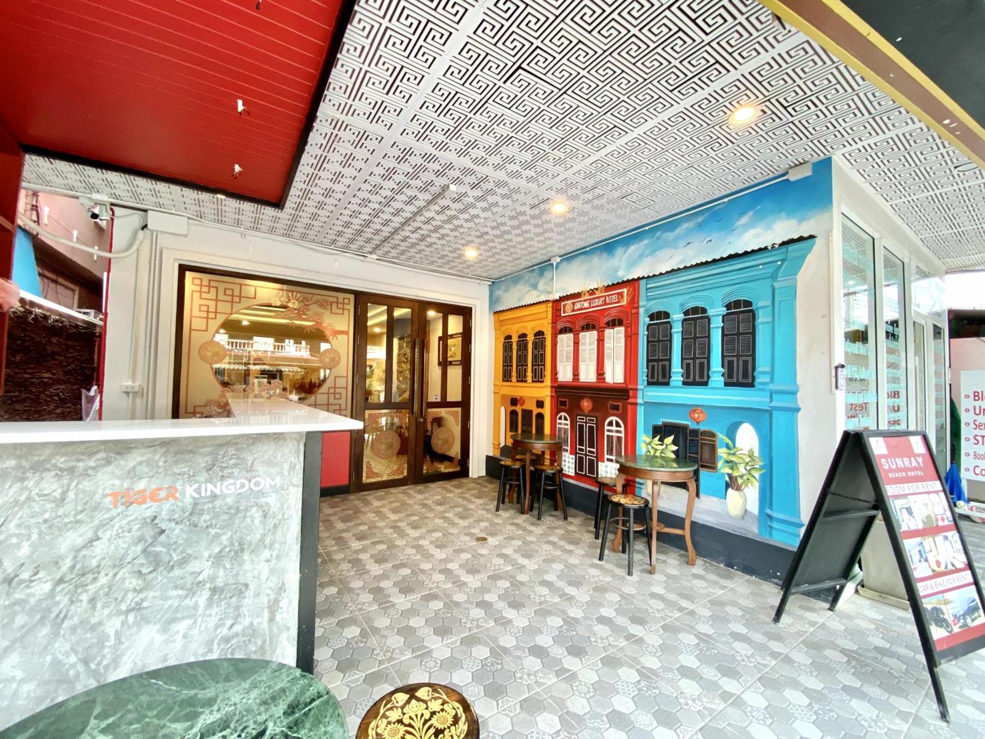Sunray Beach Hotel Patong 외부 사진